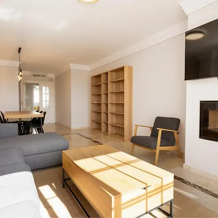 Lomas De Rio Real Apartment Marbella